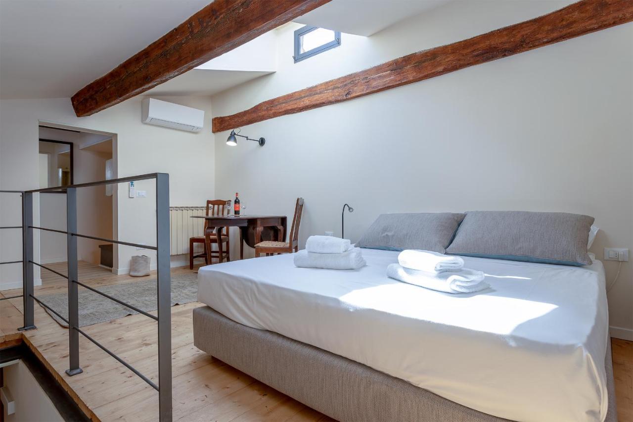Ramaglianti Apartments Suite Tre Firenze Eksteriør billede
